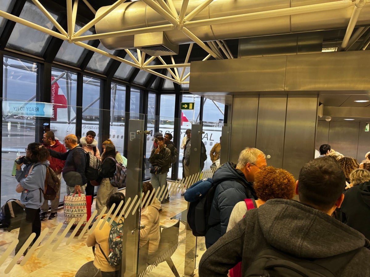 Azores Airlines boarding line LIS