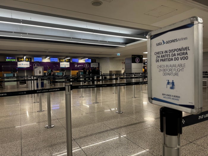 Azores Airlines check in Lisboa LIS