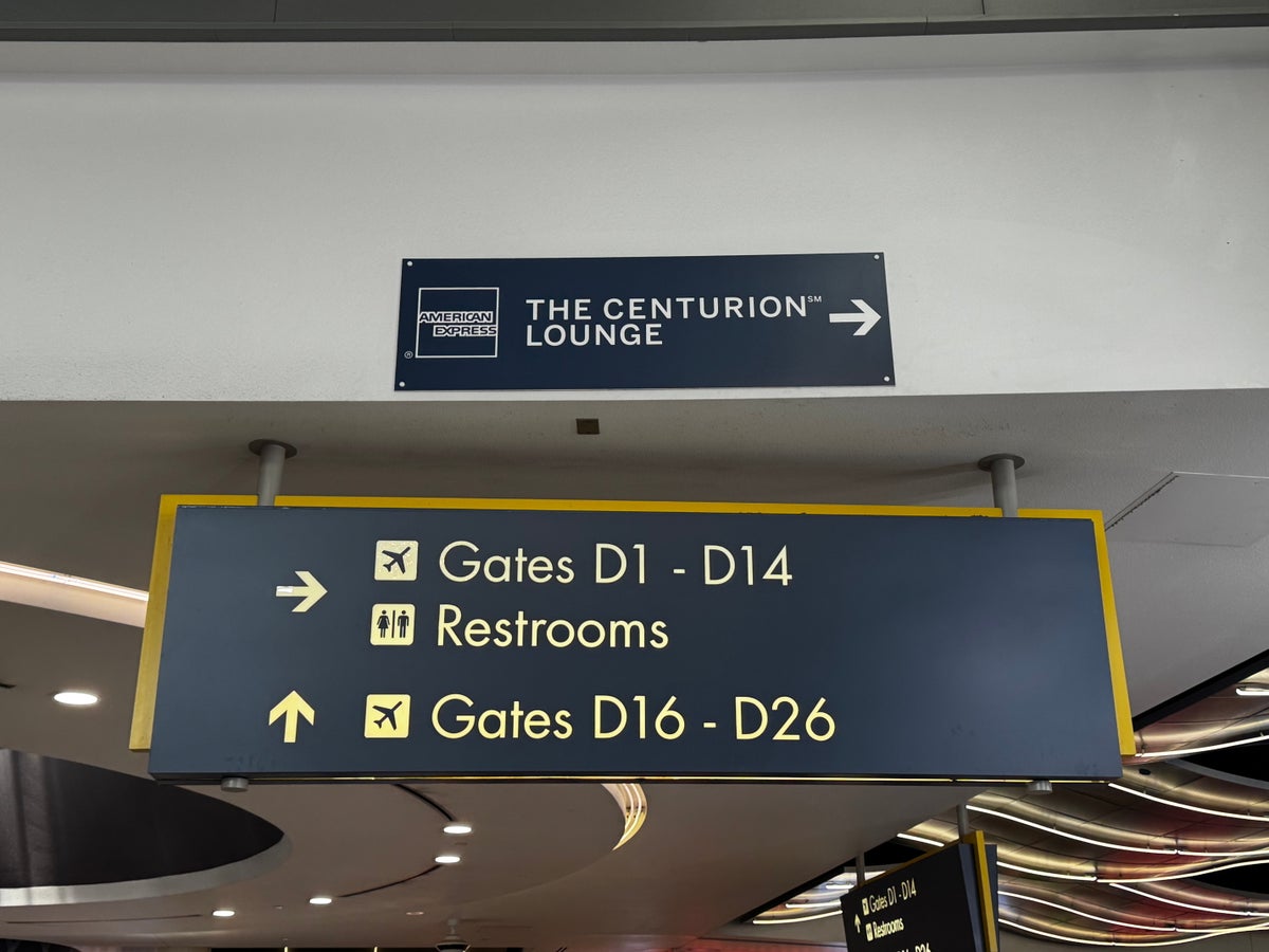 Centurion Lounge Las Vegas directional sign