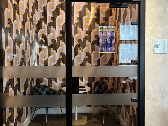 Centurion Lounge Las Vegas phone room Centurion Lounge Las Vegas phone room