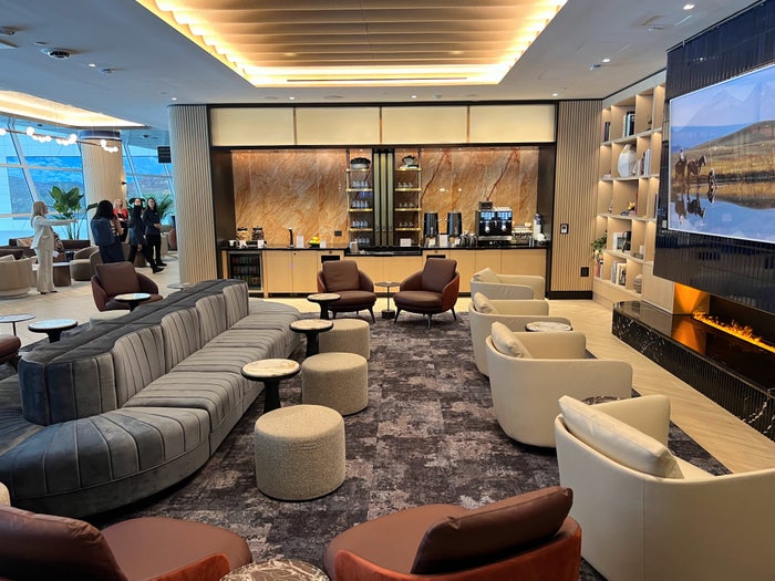 Chase Will Open a New Sapphire Lounge in DFW’s Terminal D Tomorrow