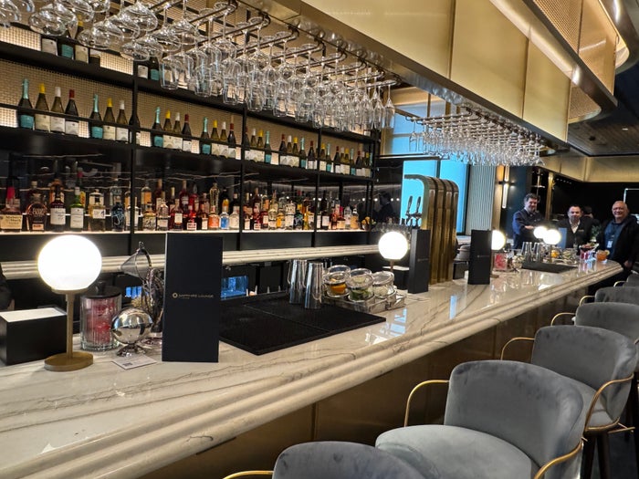Chase Sapphire Lounge LAS Bar Seating