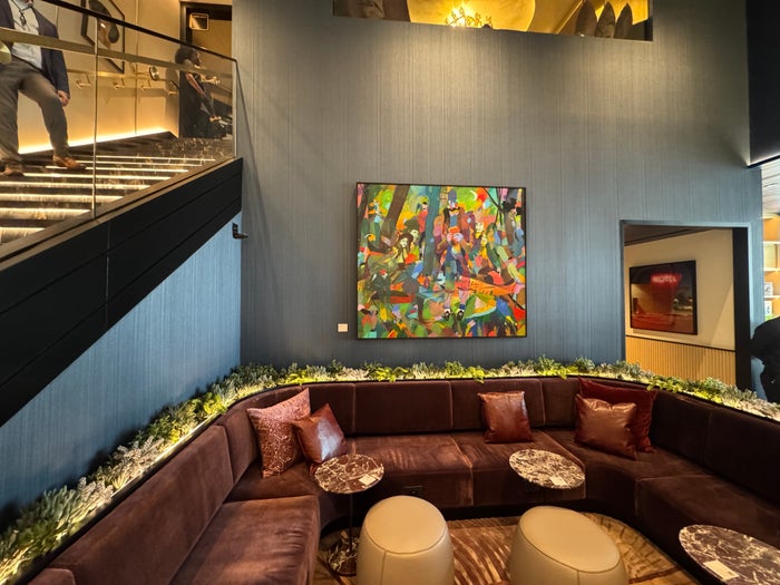 Chase Sapphire Lounge LAS Seating Two Floors Chase Sapphire Lounge LAS Seating Two Floors
