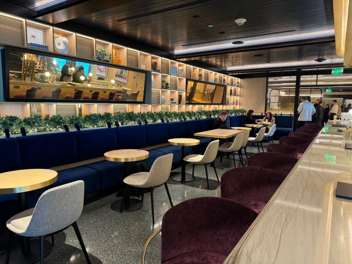 Full List of Airport Lounges at San Diego International Airport [SAN]