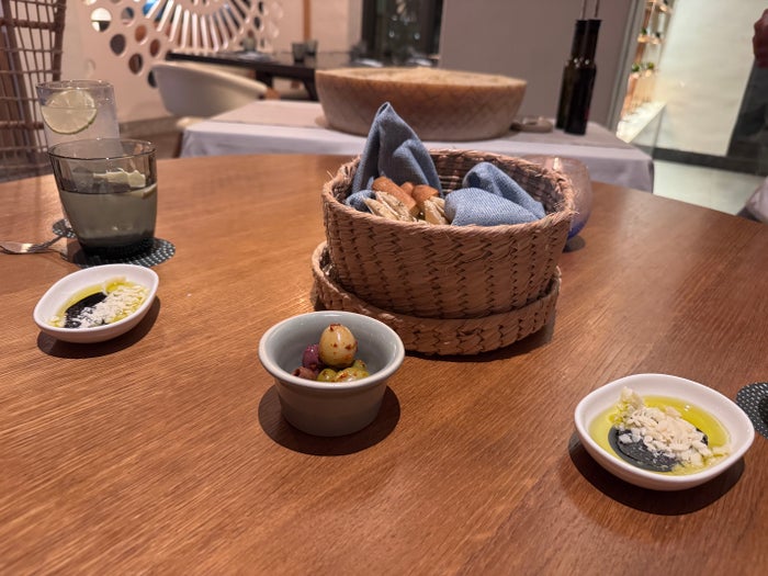 Conrad Tulum Maratea dinner bread service