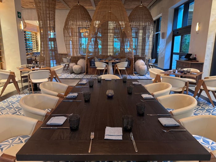 Conrad Tulum Maratea tables