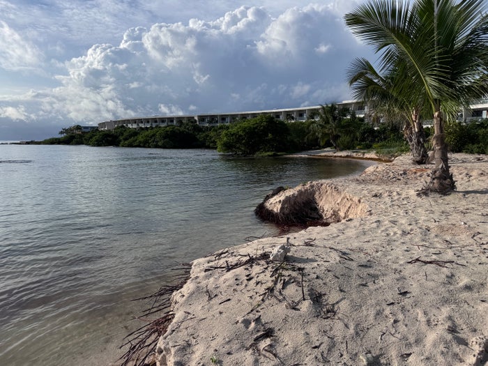 Conrad Tulum beach right