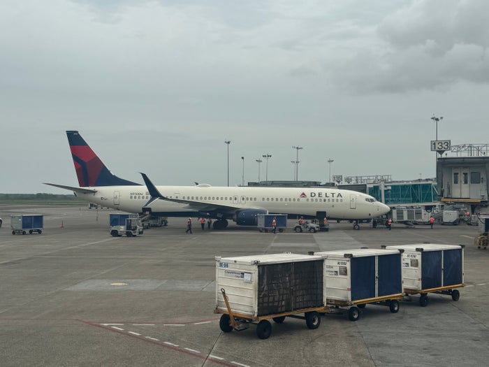 Delta Air Lines B737 9 at gate