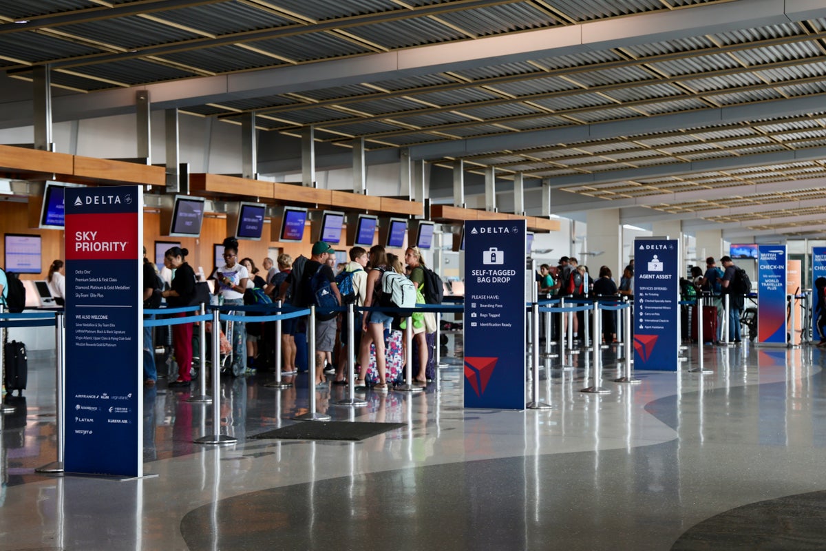 Delta Check in Bag Drop San Diego Upgraded Points LLC 