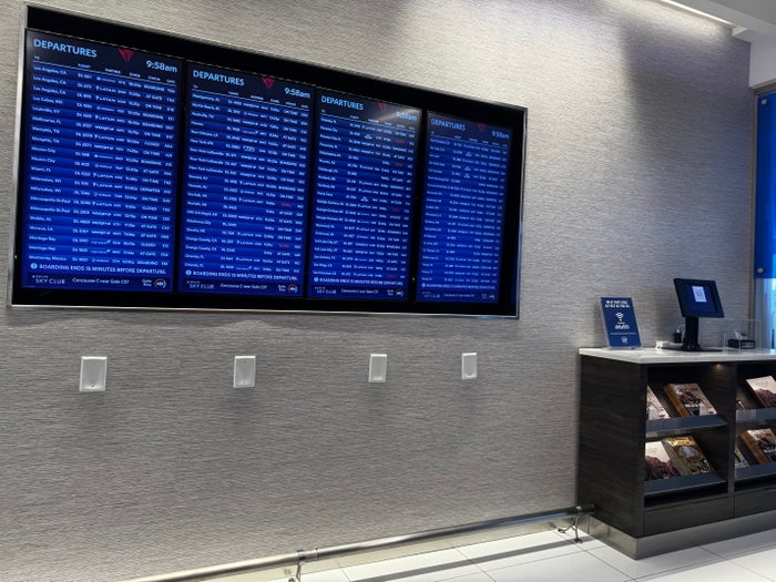 Delta Sky Club ATL Terminal B departure boards Delta Sky Club ATL Terminal B departure boards