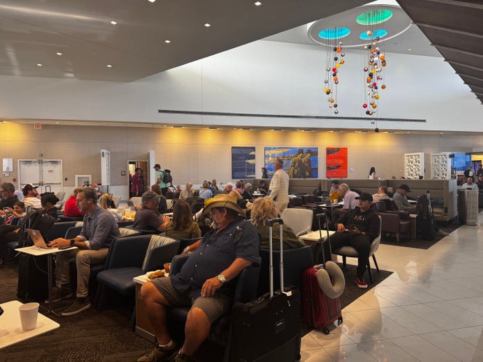 Delta Sky Club ATL Terminal B seating Delta Sky Club ATL Terminal B seating