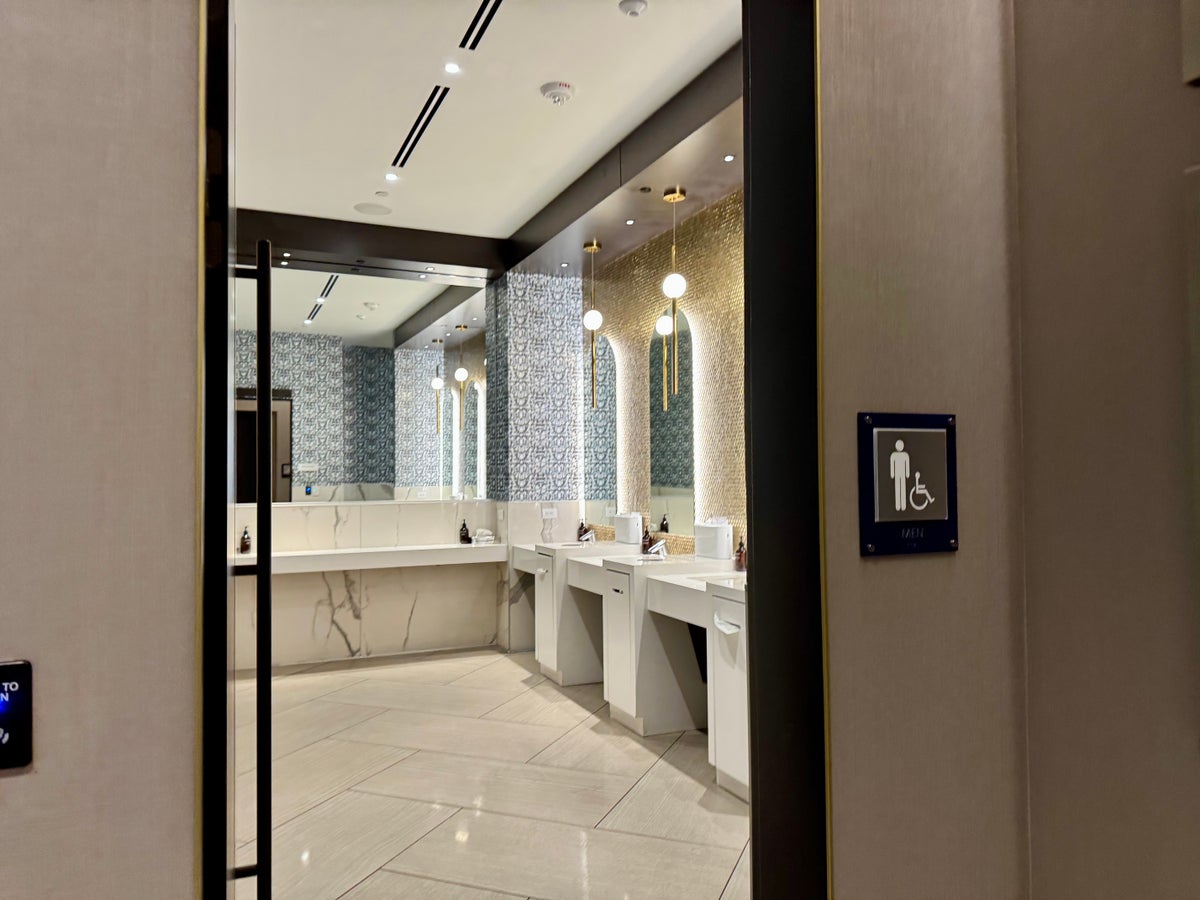 Delta Sky Club CLT Bathroom Exterior Delta Sky Club CLT Bathroom Exterior