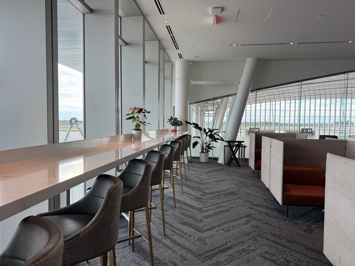Delta Sky Club CLT High Top Delta Sky Club CLT High Top