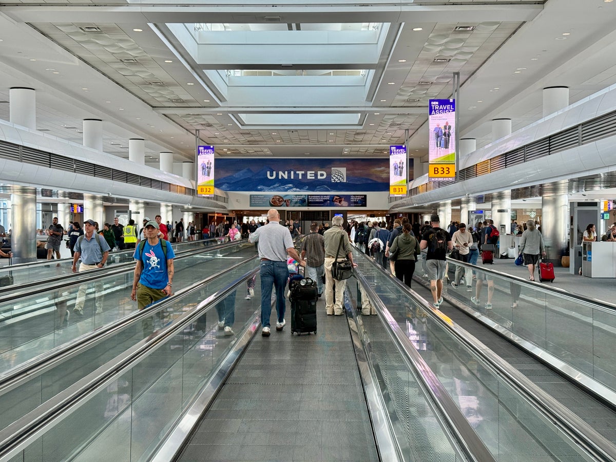 Denver Concourse B Gate Level