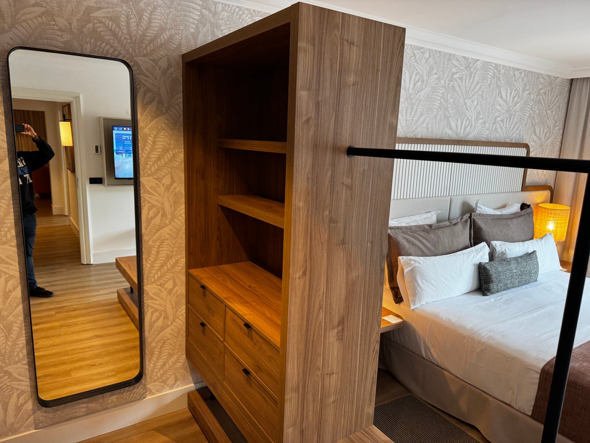 Dreams Madeira Hyatt All Inclusive bedroom closet