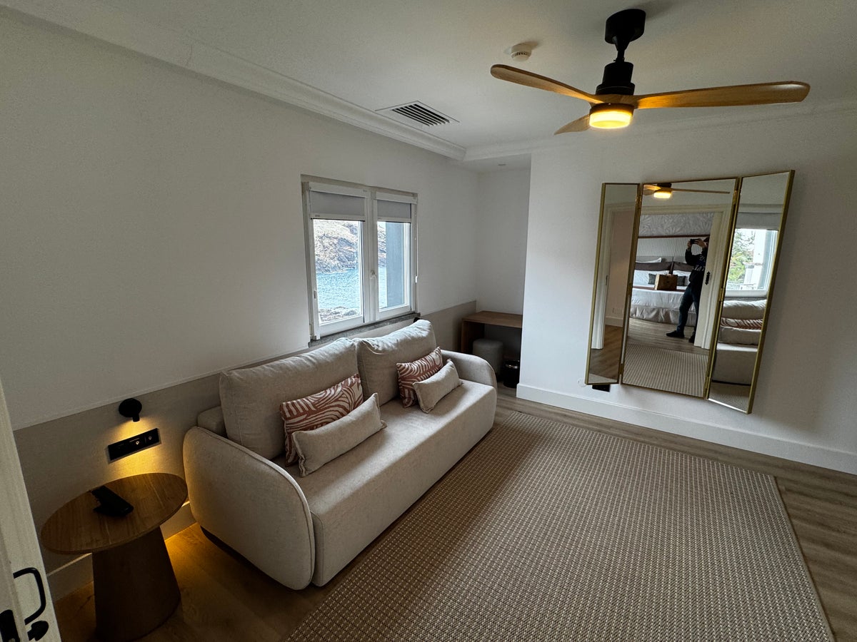 Dreams Madeira Hyatt All Inclusive sitting room