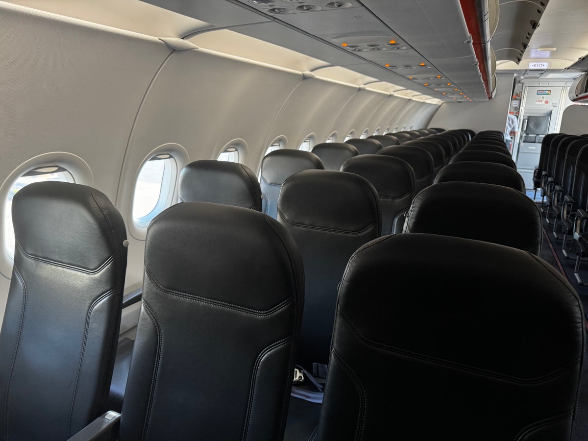 EasyJet A320 new seats