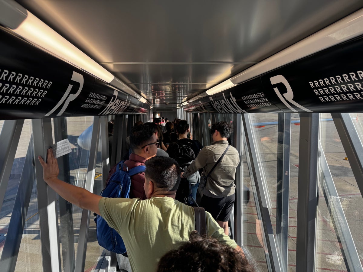EasyJet queue in jet bridge BCN