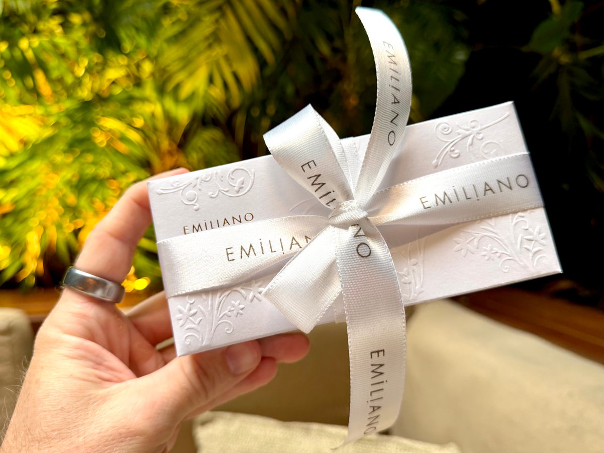 Emiliano Rio surprise gift
