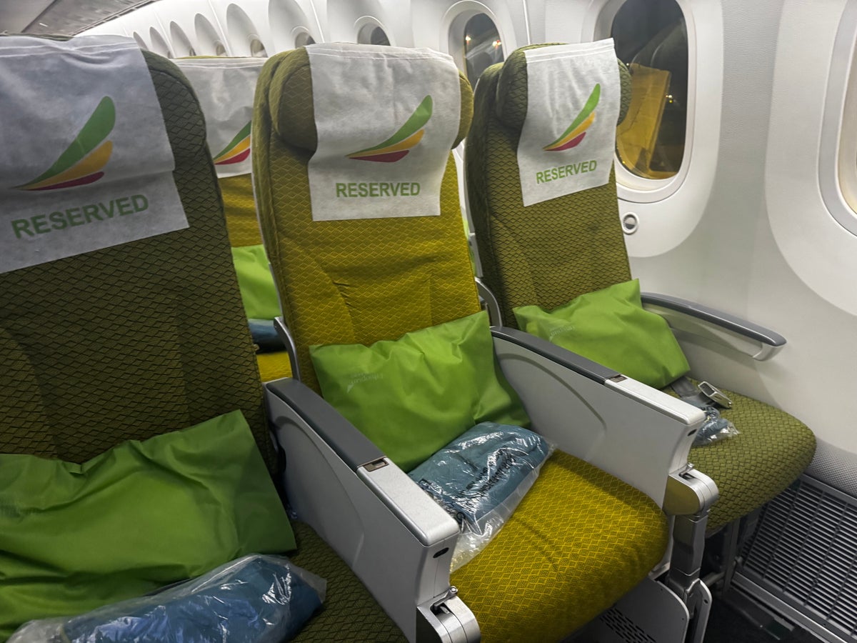 Ethiopian Airlines Boeing 787 9 FCO ADD bulkhead seats