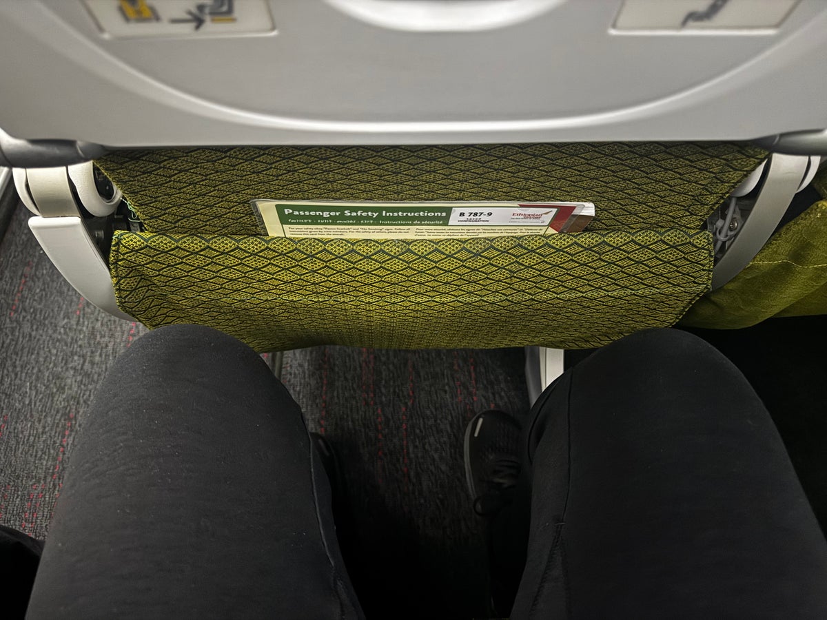 Ethiopian Airlines Boeing 787 9 FCO ADD space at knees