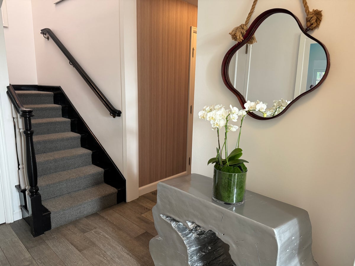 Fairmont Miramar Bi Level Bungalow Suite entry