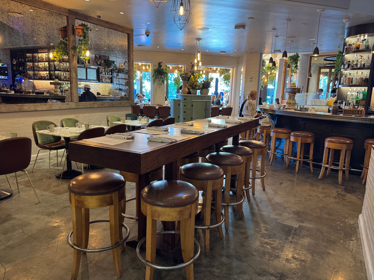 Fairmont Miramar Fig breakfast area near bar