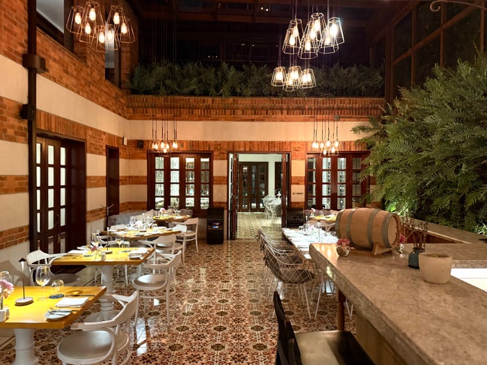 Four Seasons Medina Bogota bar Four Seasons Medina Bogota bar