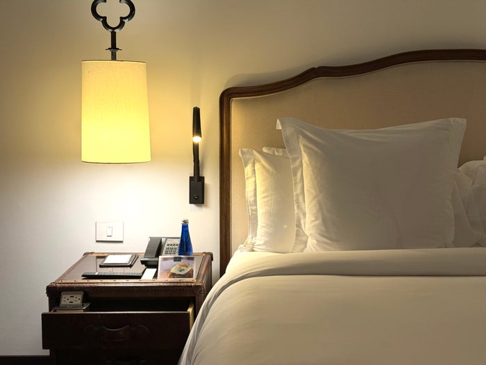 Four Seasons Medina Bogota bedside Four Seasons Medina Bogota bedside