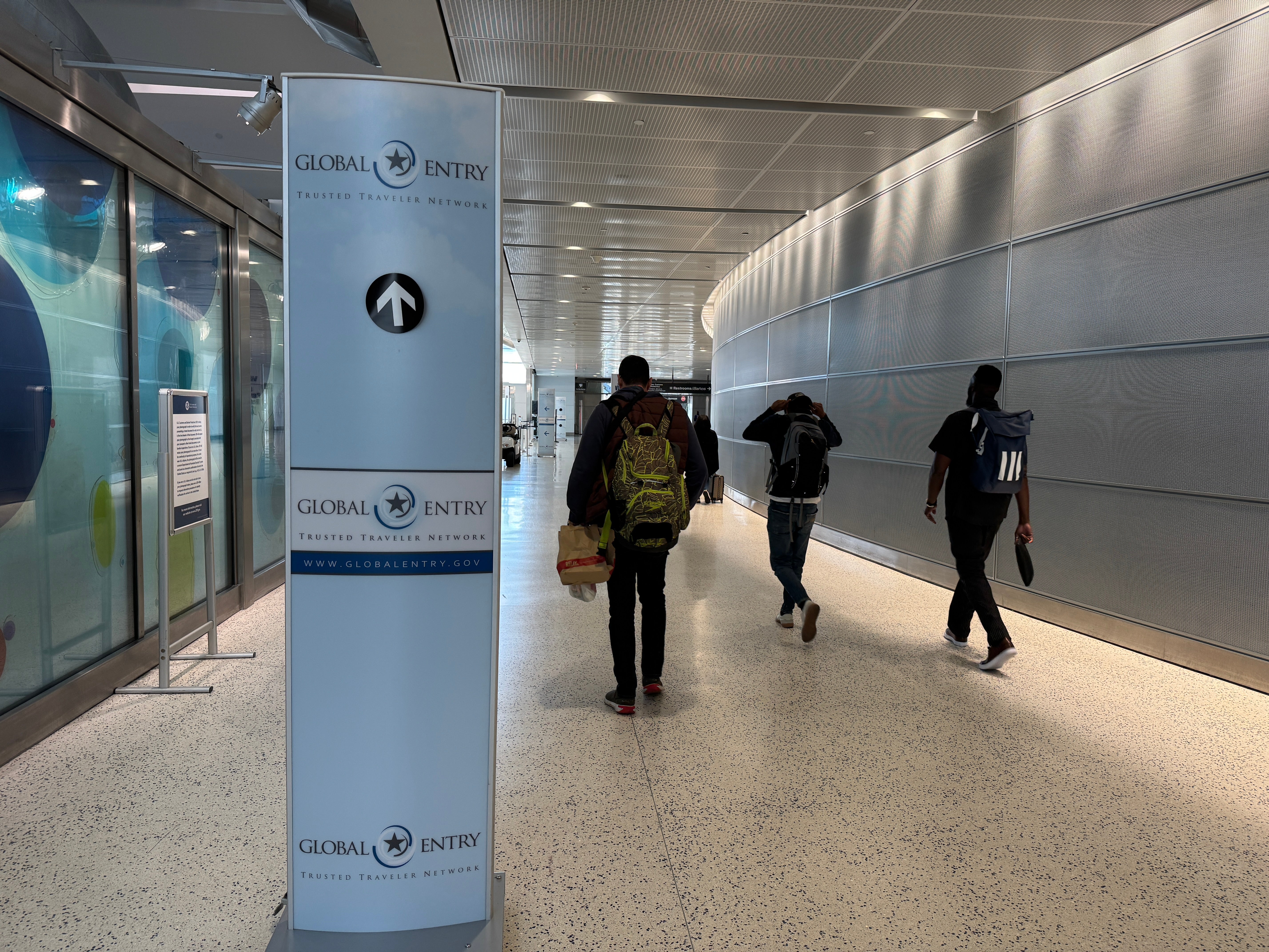 Complete List of 39 Credit Cards With Global Entry Credit [2026]