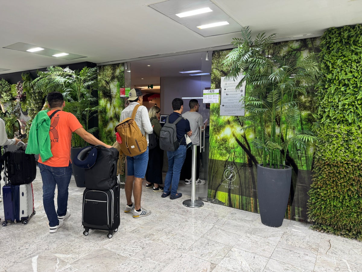 Grand Lounge Elite MEX Lounge 19