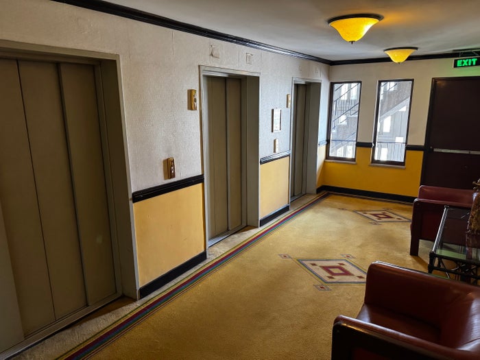 Hilton Addis Ababa elevator waiting area