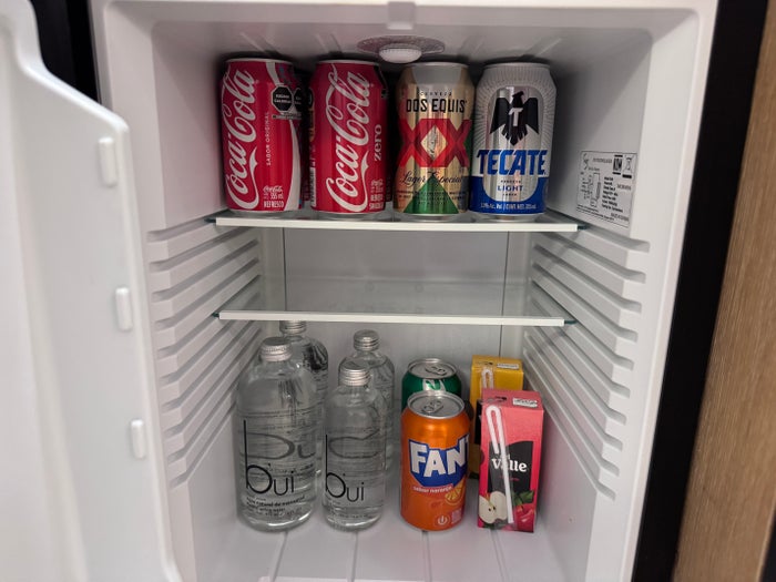 Hilton Tulum 2 queen minibar