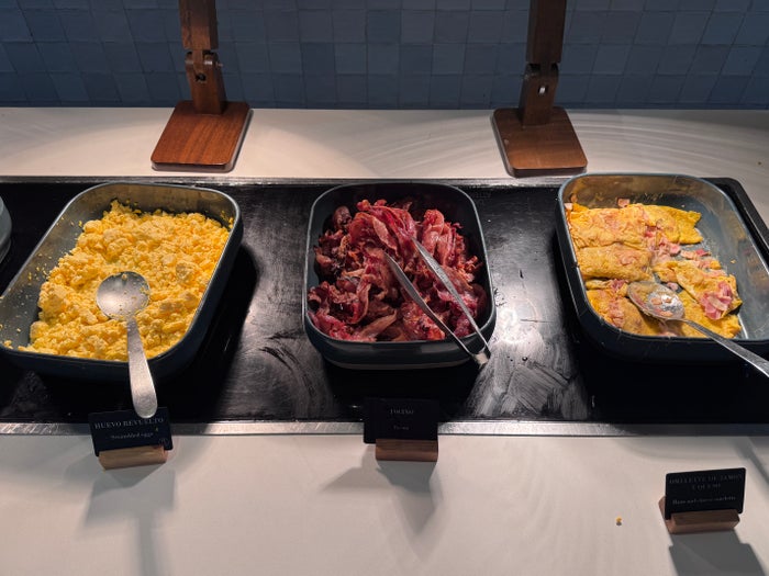 Hilton Tulum Vela Norte breakfast eggs bacon