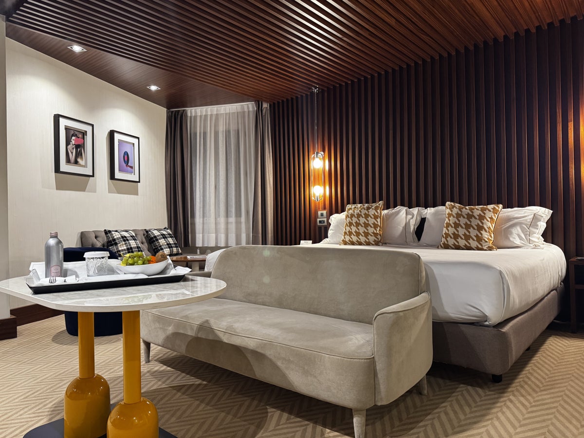 Hotel Ercilla de Bilbao Marriott Autograph Bedroom Low View