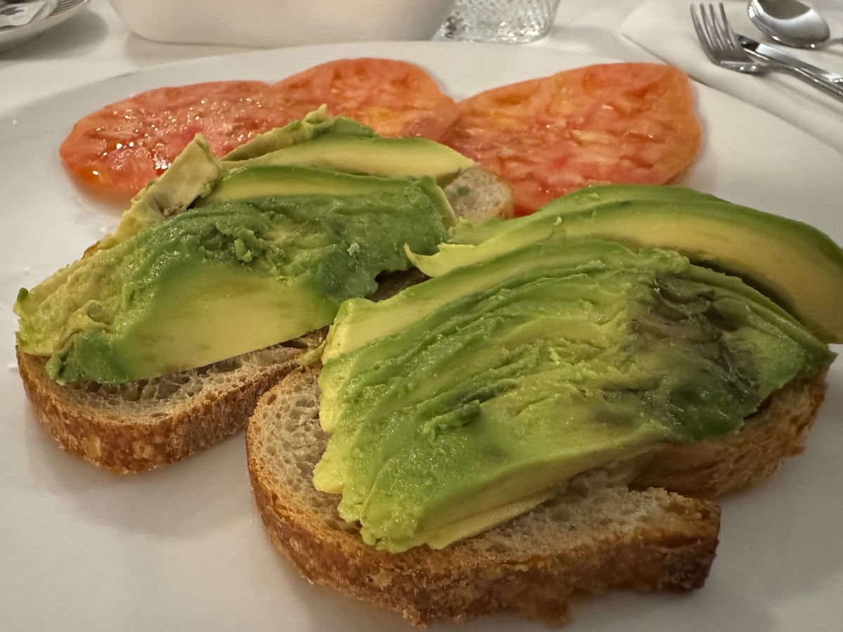 Hotel Ercilla de Bilbao Marriott Autograph Restaurant Avocado Toast