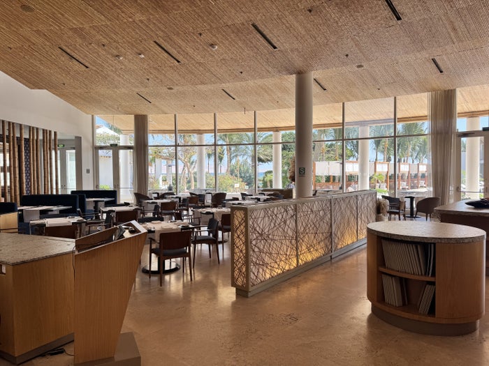 Hotel Paracas Marriott Luxury Collection Restaurant Interior
