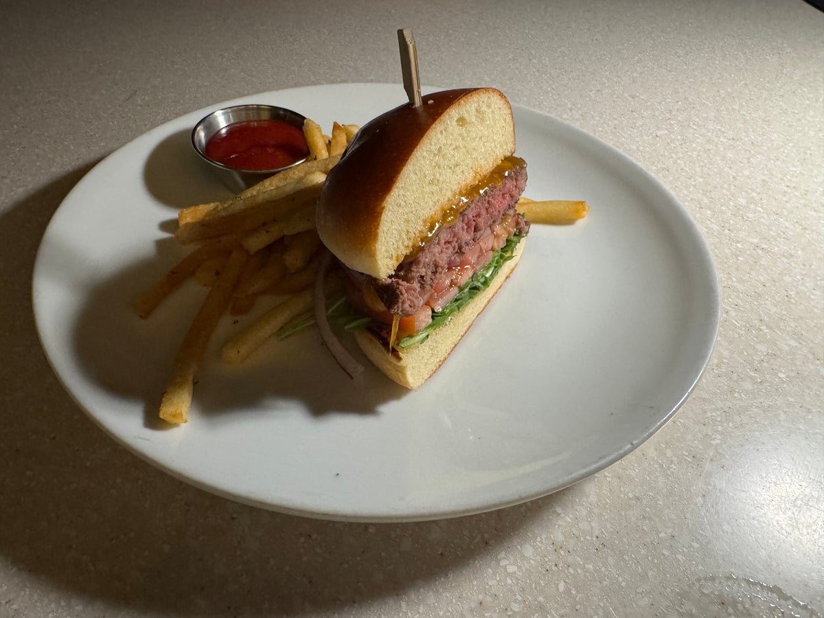Hyatt Centric Delfina Santa Monica Coastal Harvest cheeseburger