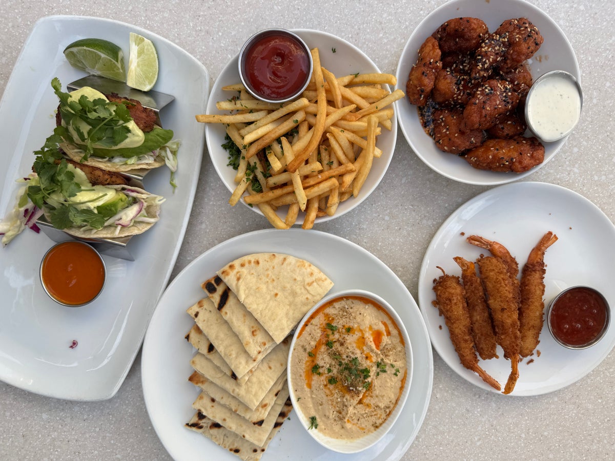 Hyatt Centric Delfina Santa Monica Coastal Harvest happy hour