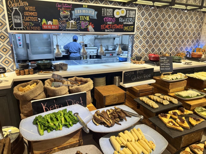 Hyatt Centric Guatemala Breakfast Buffet Cooking Station