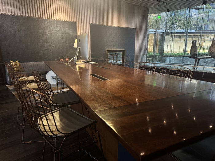 Hyatt Centric San Isidro Lima Restaurant Communal Table