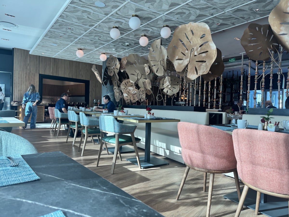 Hyatt Centric Santo Domingo Aon Restaurant Seating