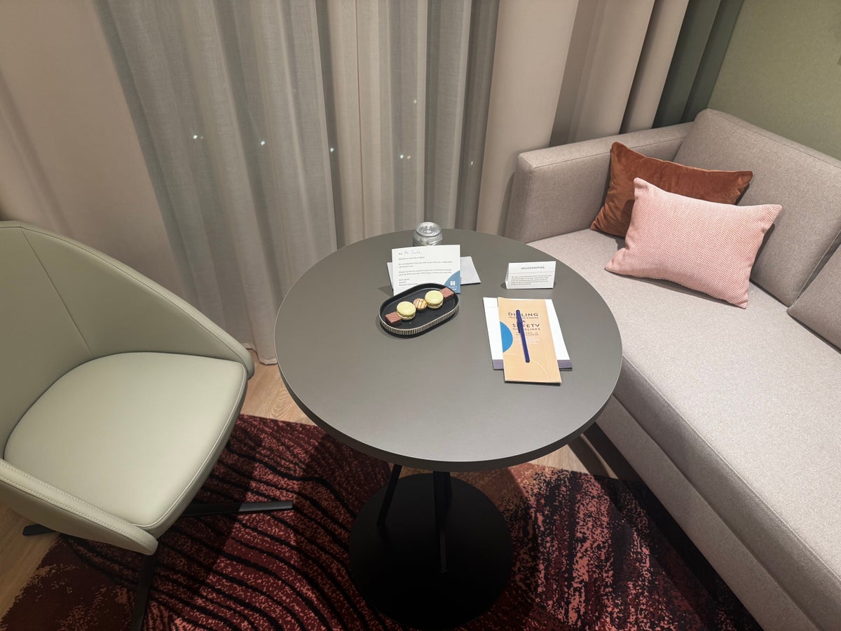 Hyatt Place Tallinn 1 King Deluxe High Floor sitting