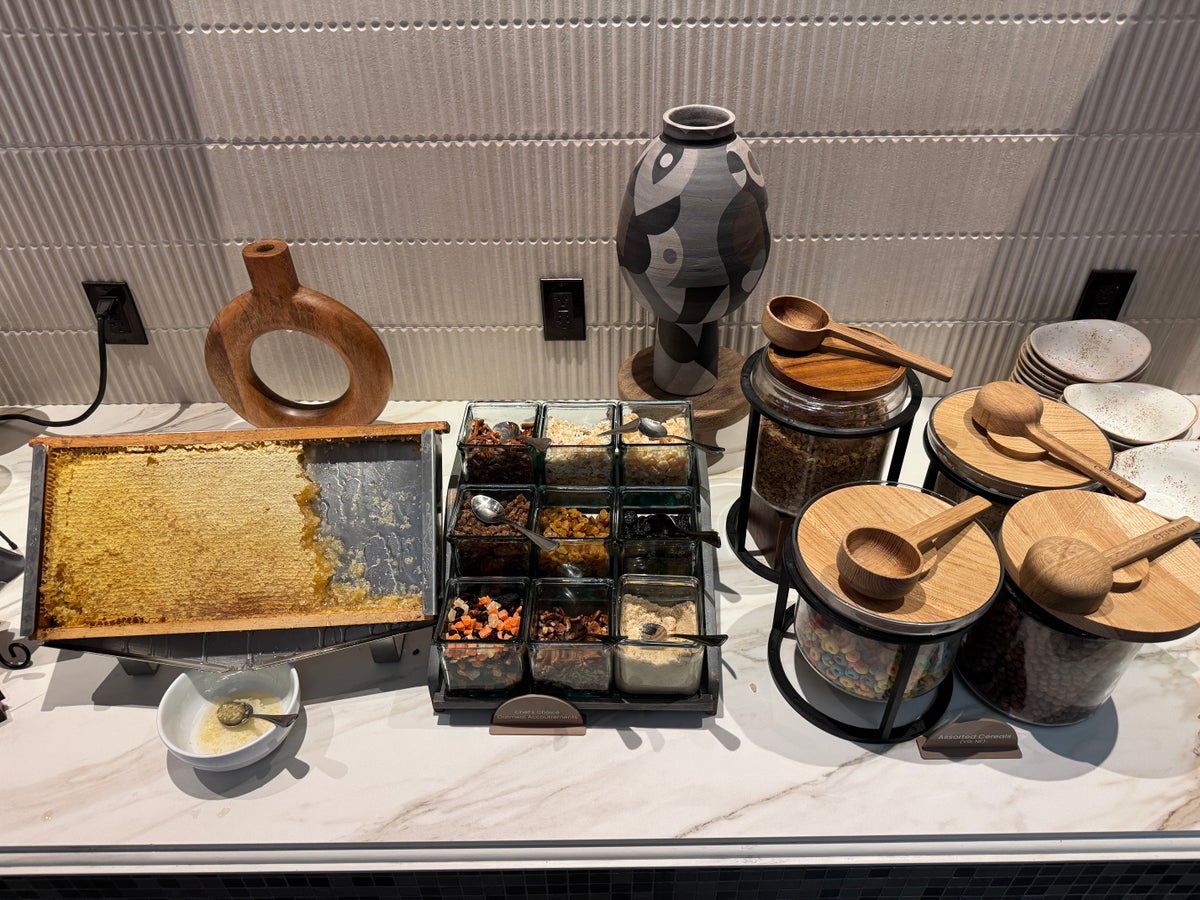 Hyatt Regency Austin Cypress Grove breakfast honeycomb cereals