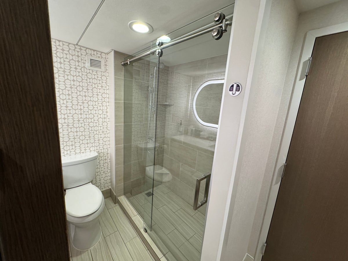 Hyatt Regency Austin shower