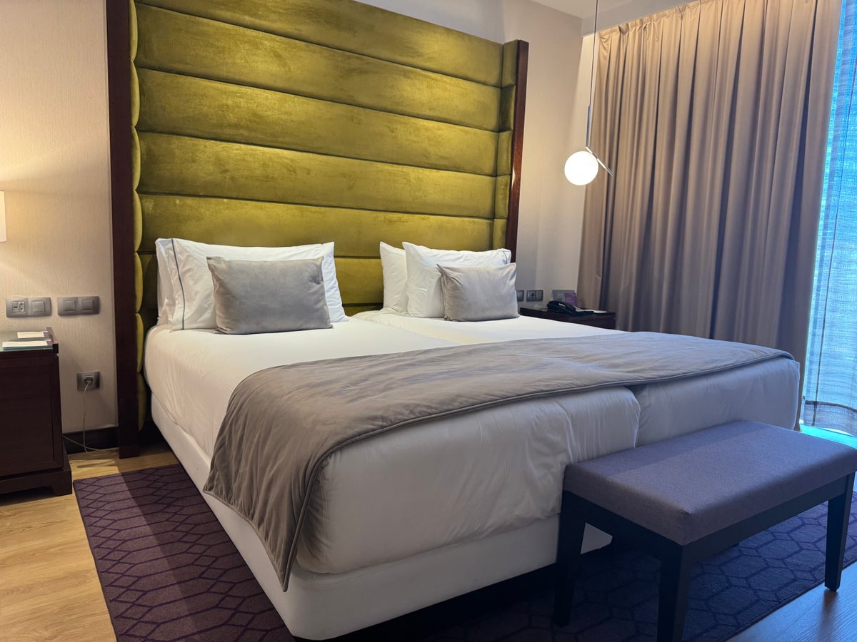 Hyatt Regency Barcelona Tower bedroom