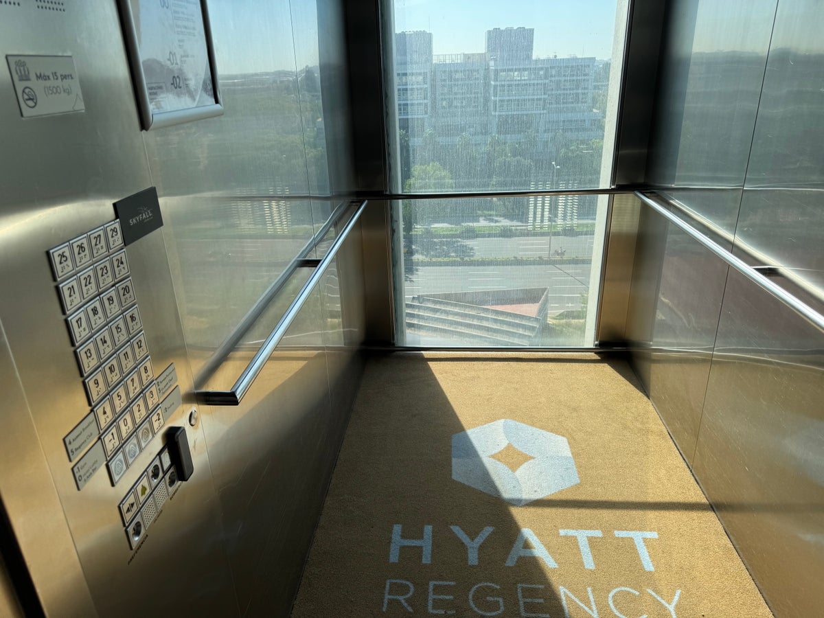 Hyatt Regency Barcelona Tower elevator