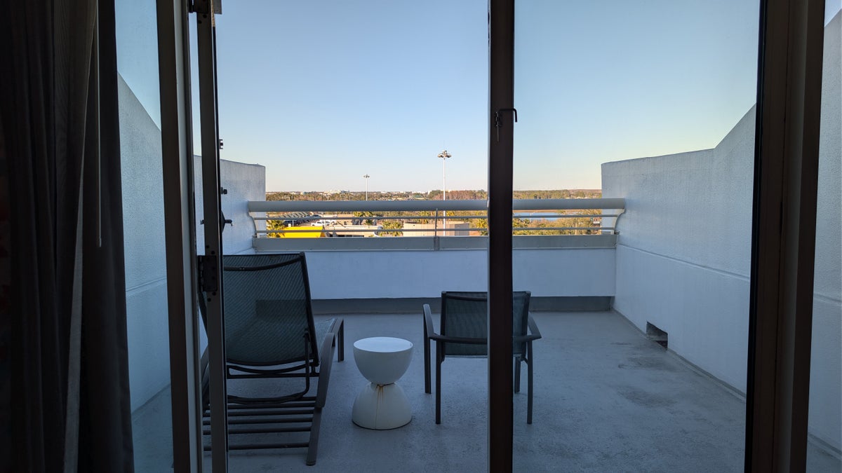 Hyatt Regency MCO guestroom patio