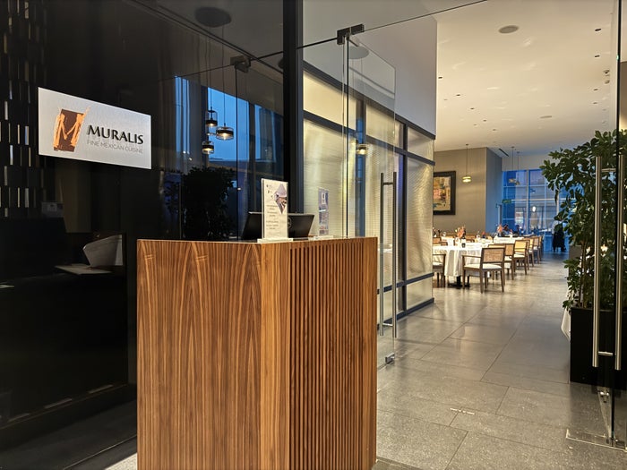 Hyatt Regency Mexico City Insurgentes Muralis Restaurant Entrance
