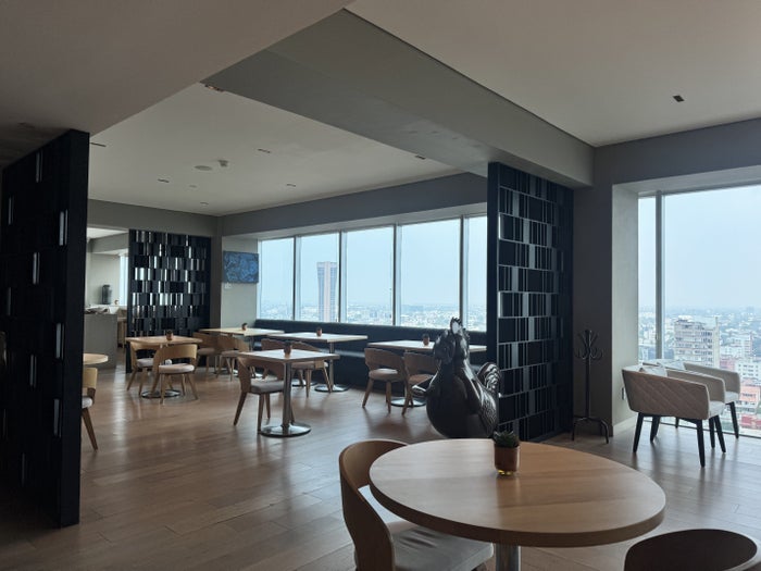 Hyatt Regency Mexico City Insurgentes Regency Club Dining Area